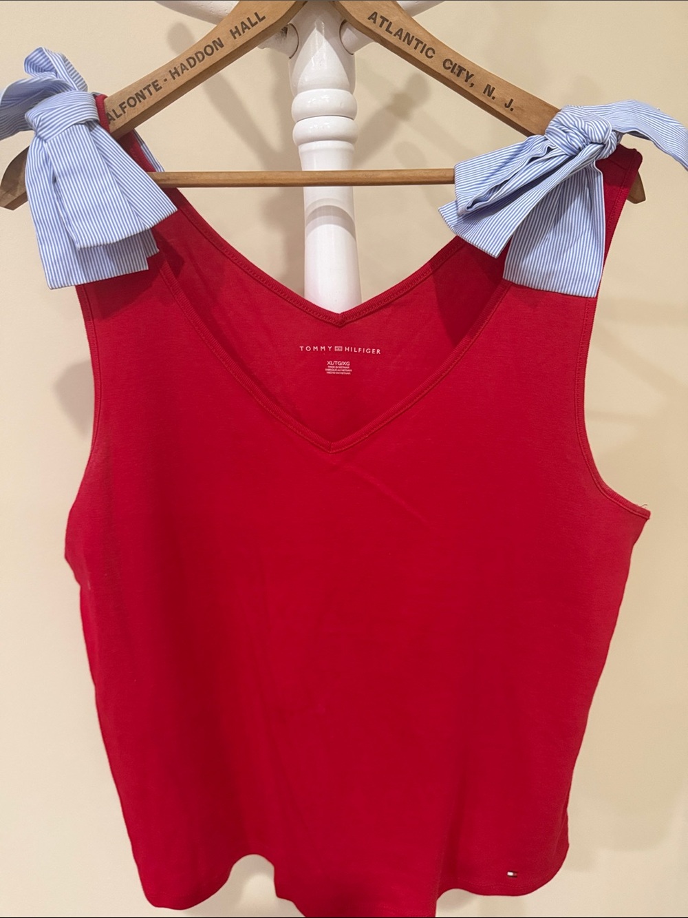 EUC Women’s Tommy Hilfiger XL Red V-Neck Tank with Blue Striped Shoulder Ties